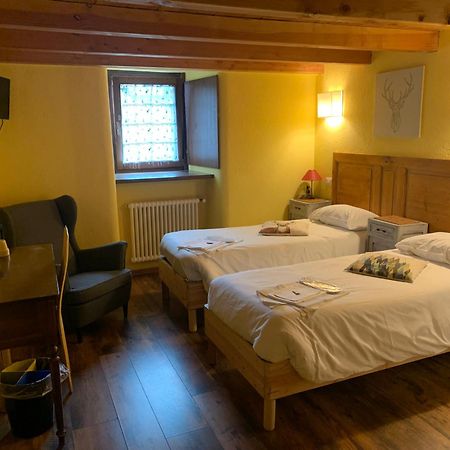 Rifugio Lilla Bed & Breakfast La Thuile Exterior foto